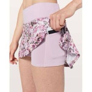 1. Lululemon Play Off the pleats skirt In Blossom Spritz Size Unknown Maybe 4
